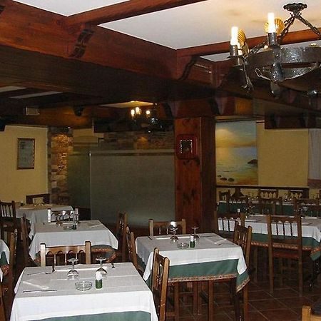 Hotel O Pino Buitenkant foto