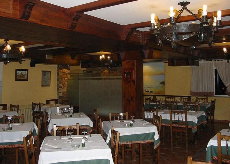 Hotel O Pino Buitenkant foto